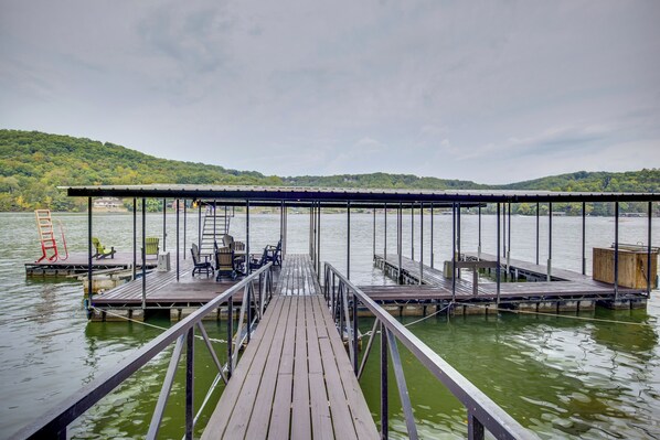 House (5 Bedrooms) | Interior - Private Dock! Waterfront Group Haven in Camdenton (Camdenton)