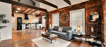 The Duet 1 BR- Just Steps from Baylor University and Minutes from The Silos