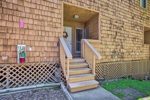 Exterior detail - Pet-friendly Bryan Escape ~ 2 Mi to Texas A & M (Bryan)