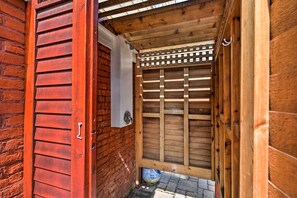 Casa (Multiple Bedrooms) | Interni
