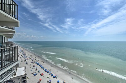 Oceanfront Garden City Beach Condo For Families!
