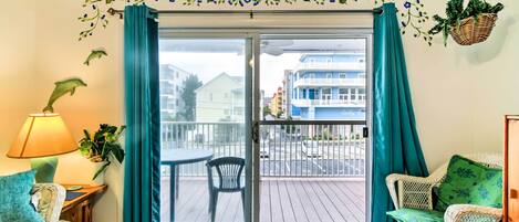 Apartment (1 Bedroom) | Interior