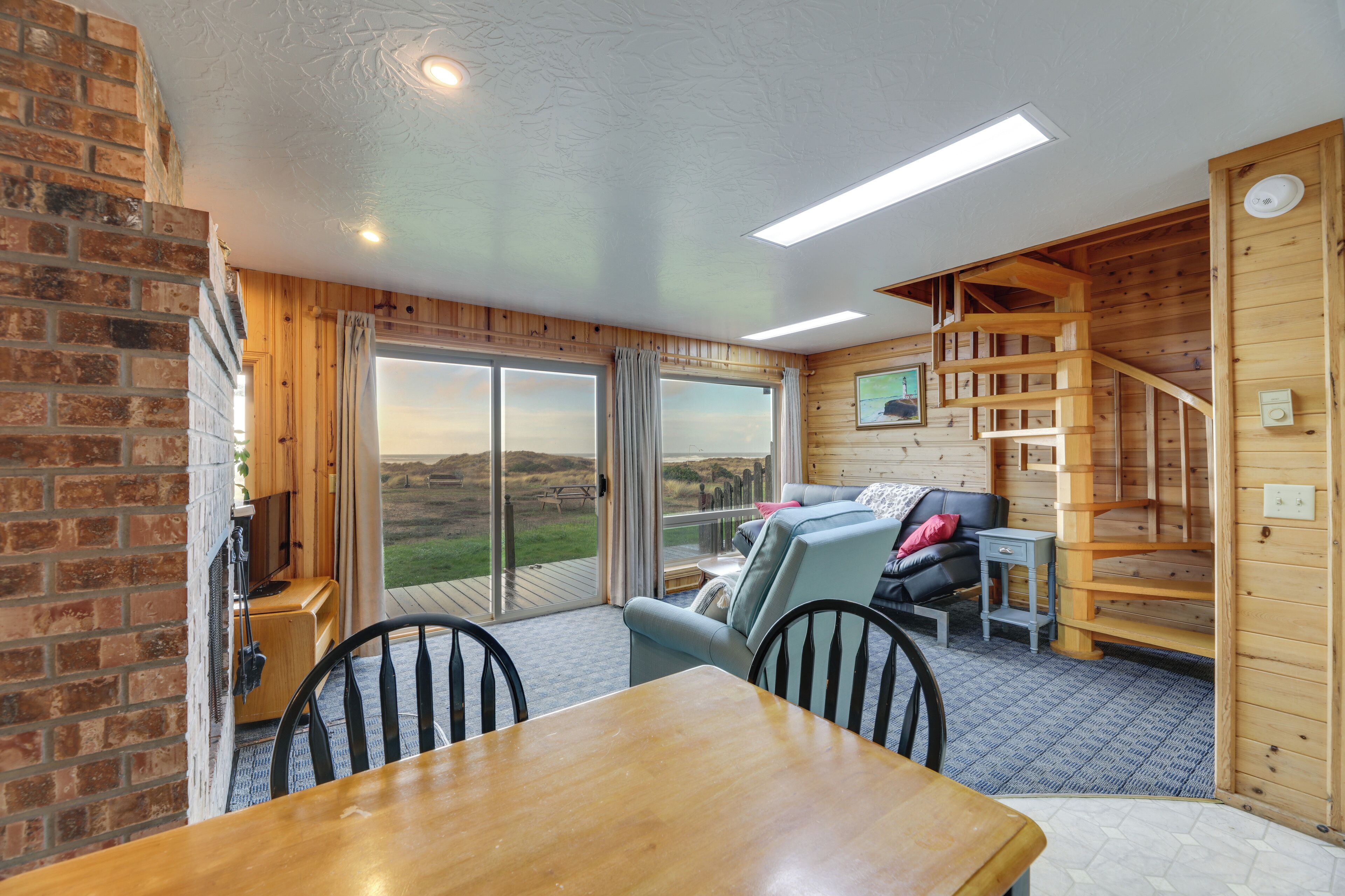 Cottage (2 Bedrooms) | Interior