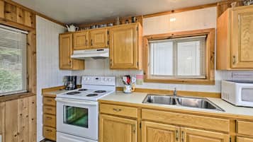 Cottage (2 Bedrooms) | Interior