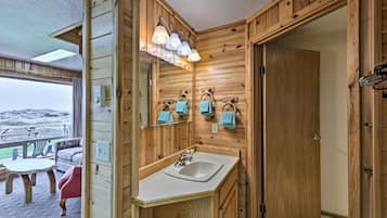 Cottage (2 Bedrooms) | Interior