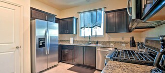 4 Mi to City Center: Family-friendly Retreat!