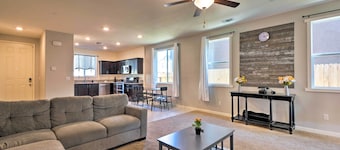 4 Mi to City Center: Family-friendly Retreat!