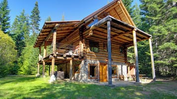 House (2 Bedrooms) | Front of property