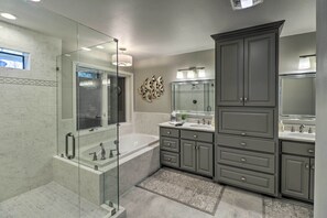 Interior - Renovated Riverfront Retreat w/ Deck & Grill! (Mountain View)