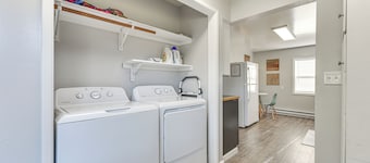 Pet-friendly Hoquiam Cottage w/ River Access!