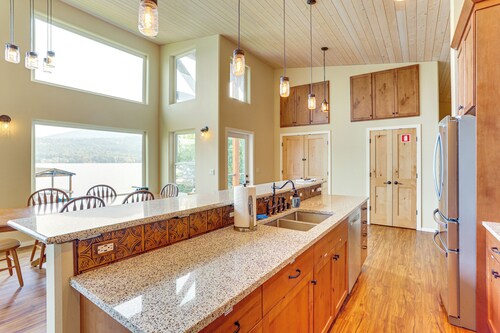 Lake Whatcom House w/ Private Hot Tub + Dock