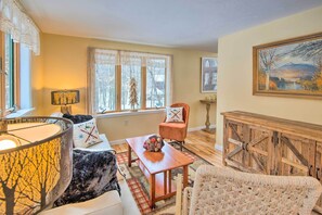 House (2 Bedrooms) | Interior - Cozy White Mtn Hideaway ~ 4 Mi to Hiking & Skiing! (Intervale)