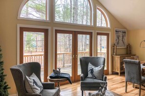 Casa (2 Bedrooms) | Interior