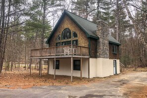 Interior - Cozy White Mtn Hideaway ~ 4 Mi to Hiking & Skiing! (Intervale)