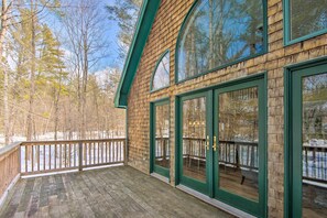 House (2 Bedrooms) | Interior - Cozy White Mtn Hideaway ~ 4 Mi to Hiking & Skiing! (Intervale)