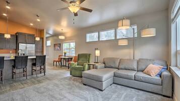House (2 Bedrooms) | Interior