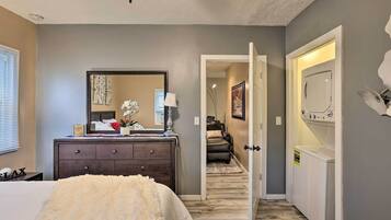 ุงูู
ูุดุฃุฉ ู
ู ุงูุฏุงุฎู