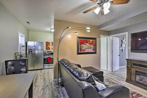 Cottage (1 Bedroom) | Interior - Council Bluffs Cottage: Proximity to Parks! (Council Bluffs)