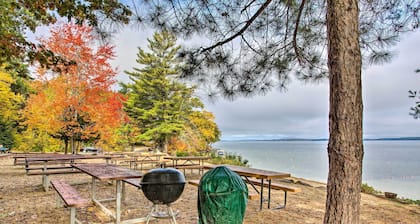 Pet-friendly Gilford Home: 3 Mi to Gunstock & Lake