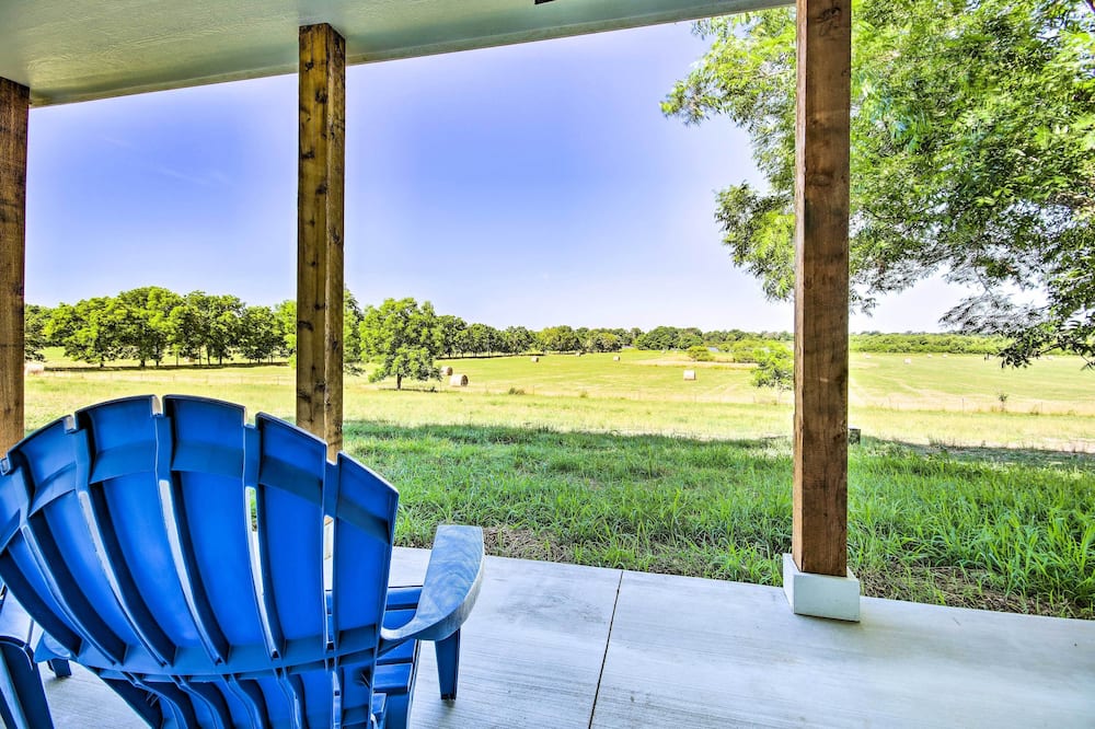2 Mi to Marinas & Grove: Cozy Cabin w/ Grill - Monkey Island