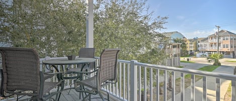 House (6 Bedrooms) | Interior