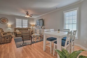 單棟房屋 (6 Bedrooms) | 內部