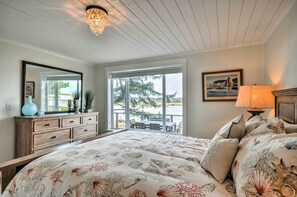 House (4 Bedrooms) | Interior - Waterfront Seaside Beach Home w/ Views & Hot Tub! (Seaside)