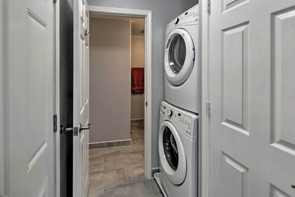 Apartment (2 Bedrooms) | Interior - Charming Historic Condo - Walk to Downtown & UW (Laramie)