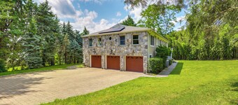 Hudson River Views: Briarcliff Manor Home w/ Deck