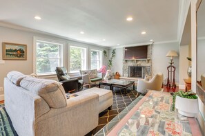 House (4 Bedrooms) | Interior