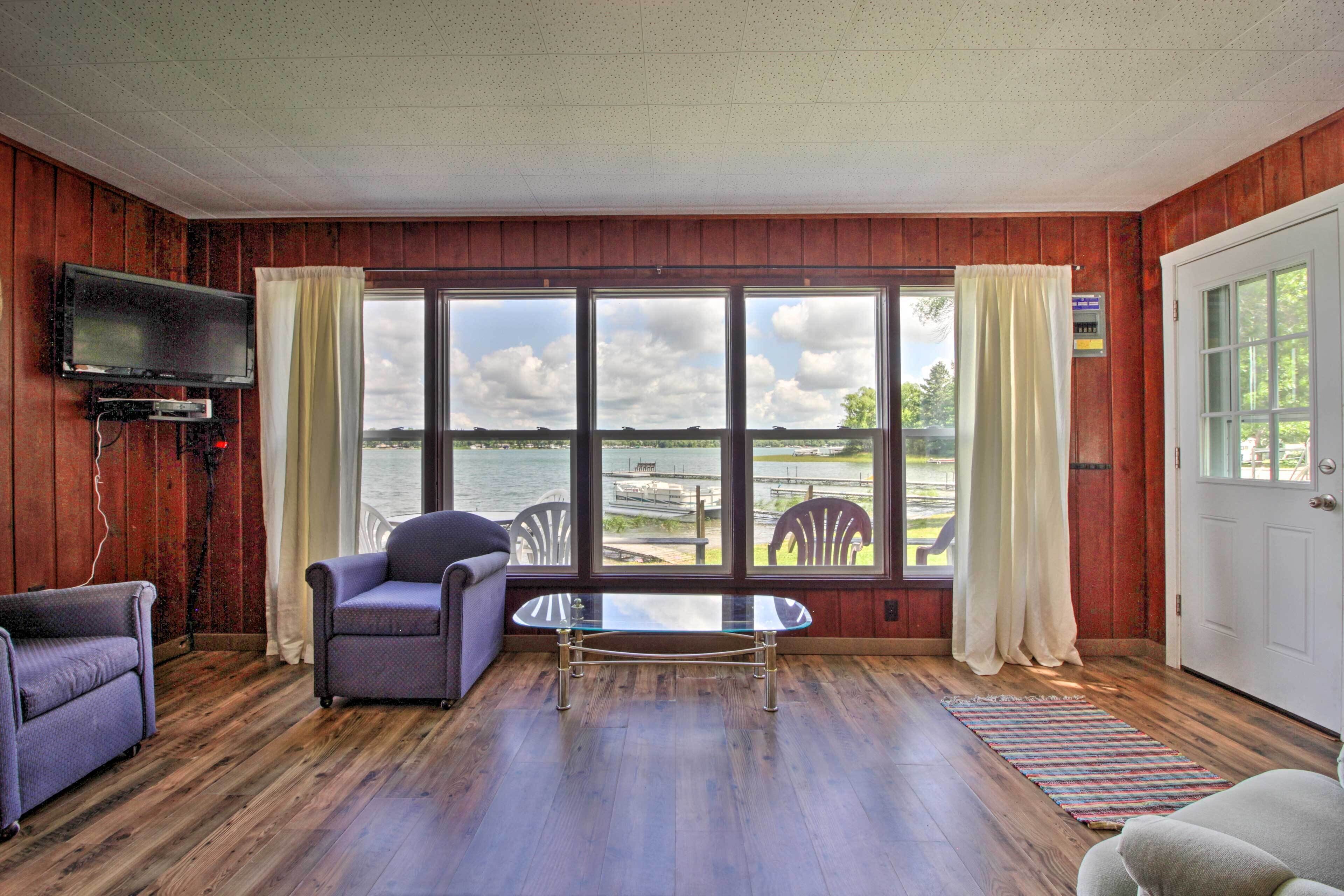 House (2 Bedrooms) | Interior