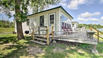 House (2 Bedrooms) | Front of property