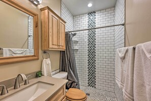 Apartment (3 Bedrooms) | Interior - Cozy Condo w/ View, Walk to Steamboat Ski Resort! (Steamboat Springs)