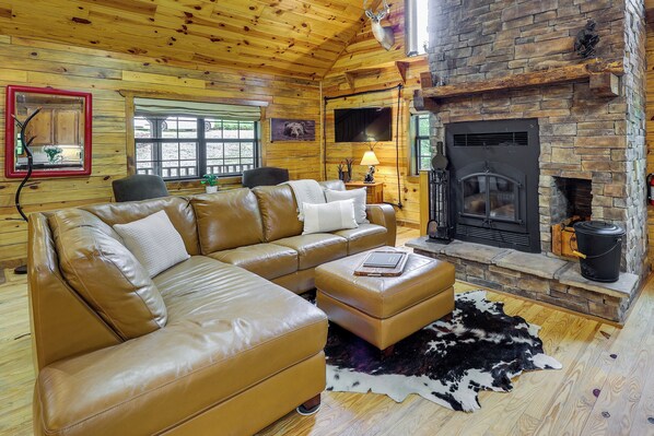 House (2 Bedrooms) | Interior