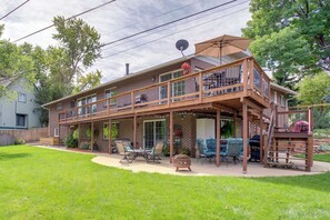 House (2 Bedrooms) | Interior - Modern Creekside Home: 9 Mi to Downtown Denver (Lakewood)