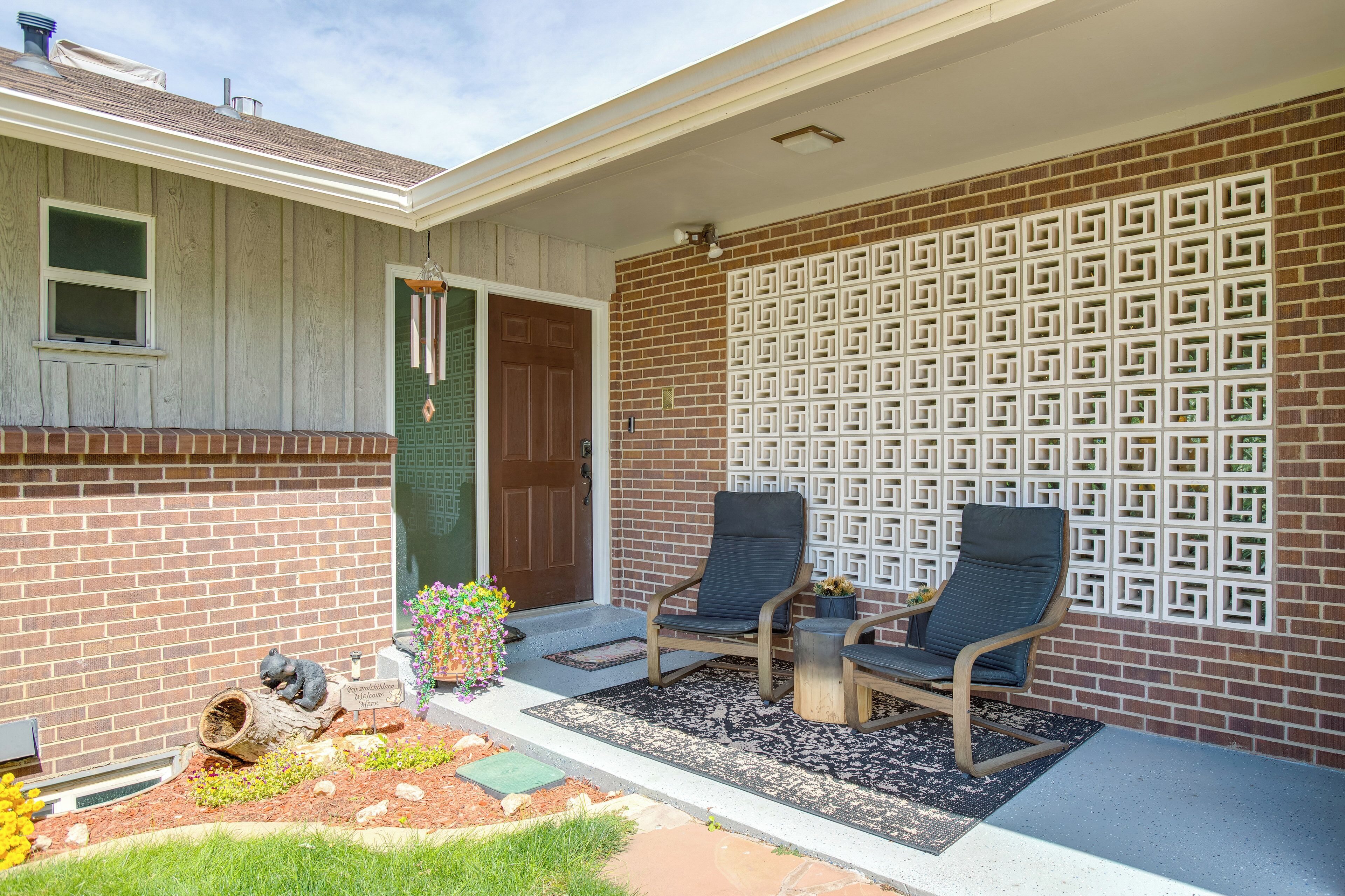 House (2 Bedrooms) | Interior