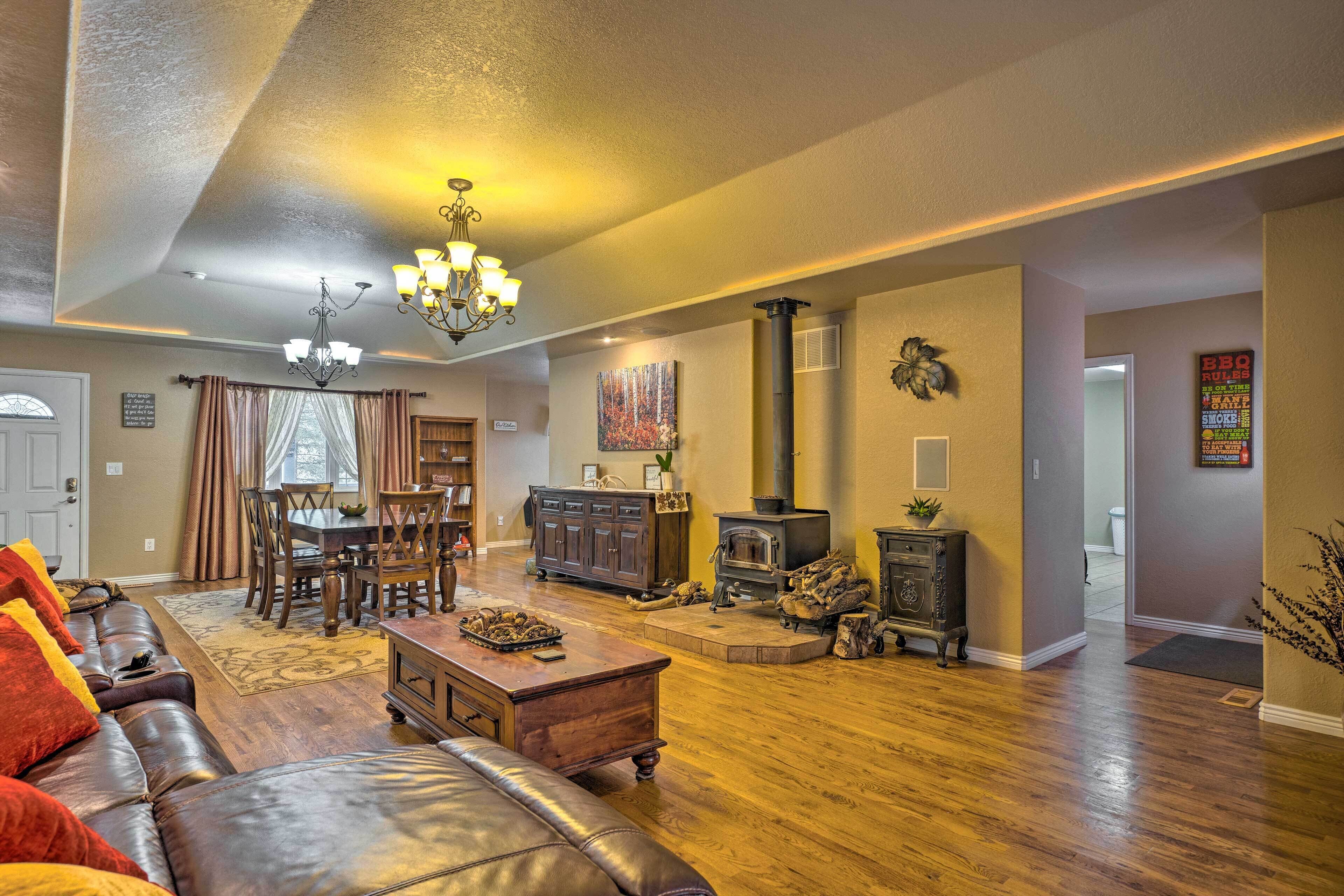 House (3 Bedrooms) | Interior