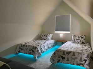 3 bedrooms, iron/ironing board, travel cot, WiFi