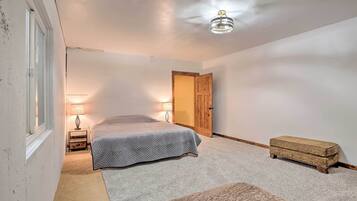 Rumah (6 Bedrooms) | Interior