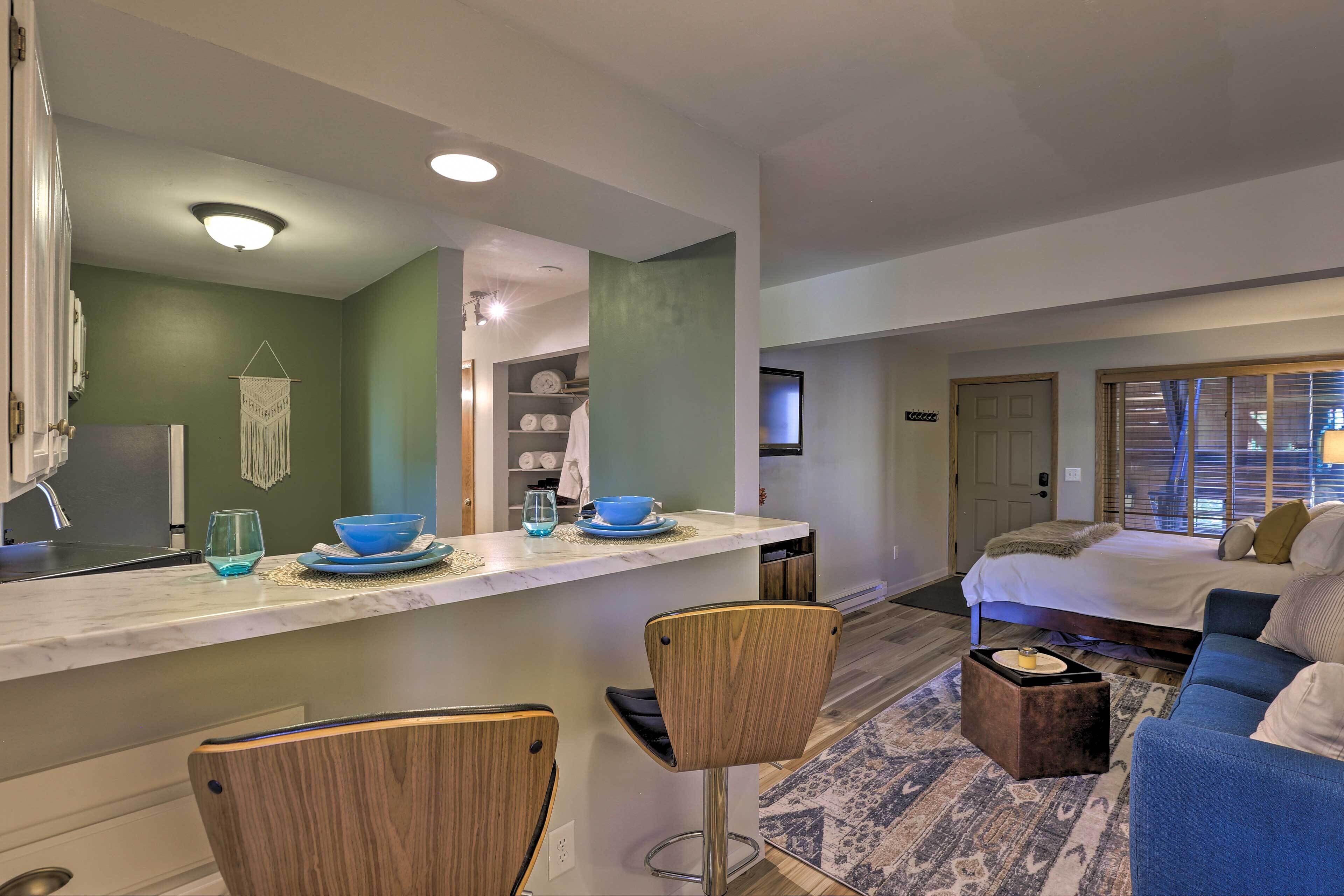 Apartment (0 Bedroom) | Interior