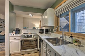 Apartment (0 Bedroom) | Interior - Steamboat Springs Studio < 1 Mi to Ski Resort (Steamboat Springs)
