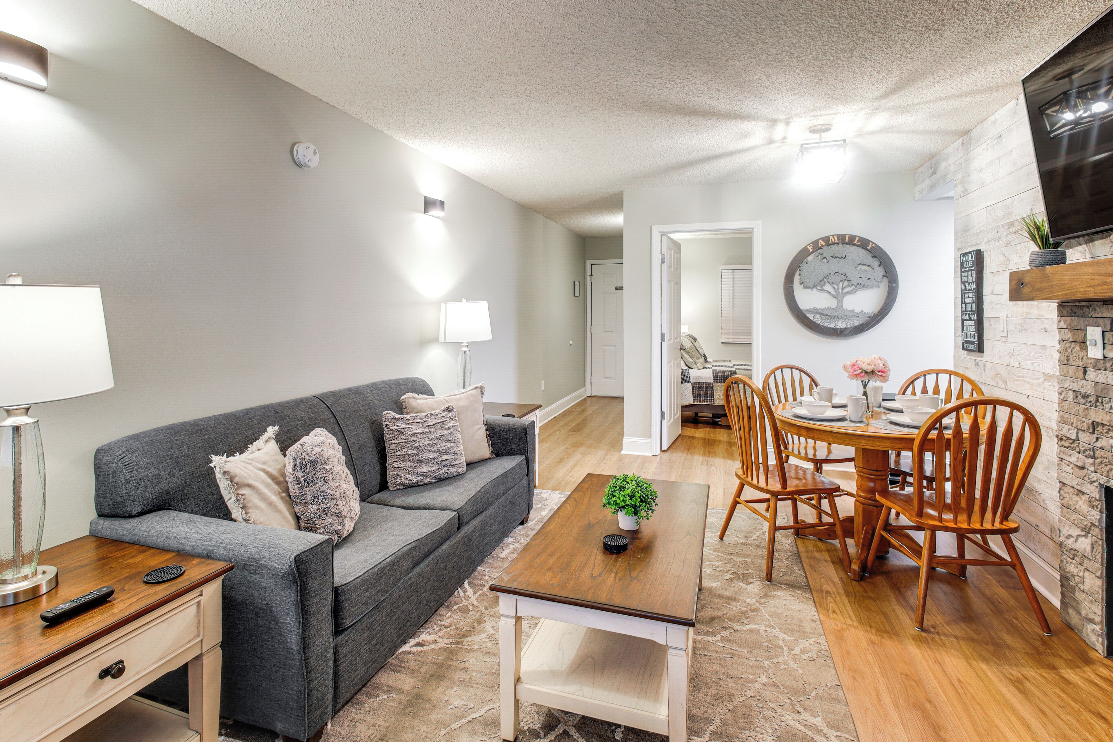 Apartment (2 Bedrooms) | Front of property