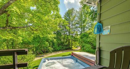 Private Hot Tub & Covered Deck: Cozy Whittier Gem