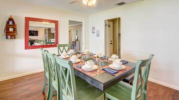 Cottage (4 Bedrooms) | Interior