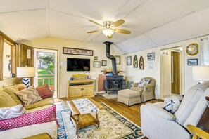 Cottage (2 Bedrooms) | Interior