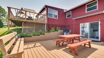 Cottage (2 Bedrooms) | Interior