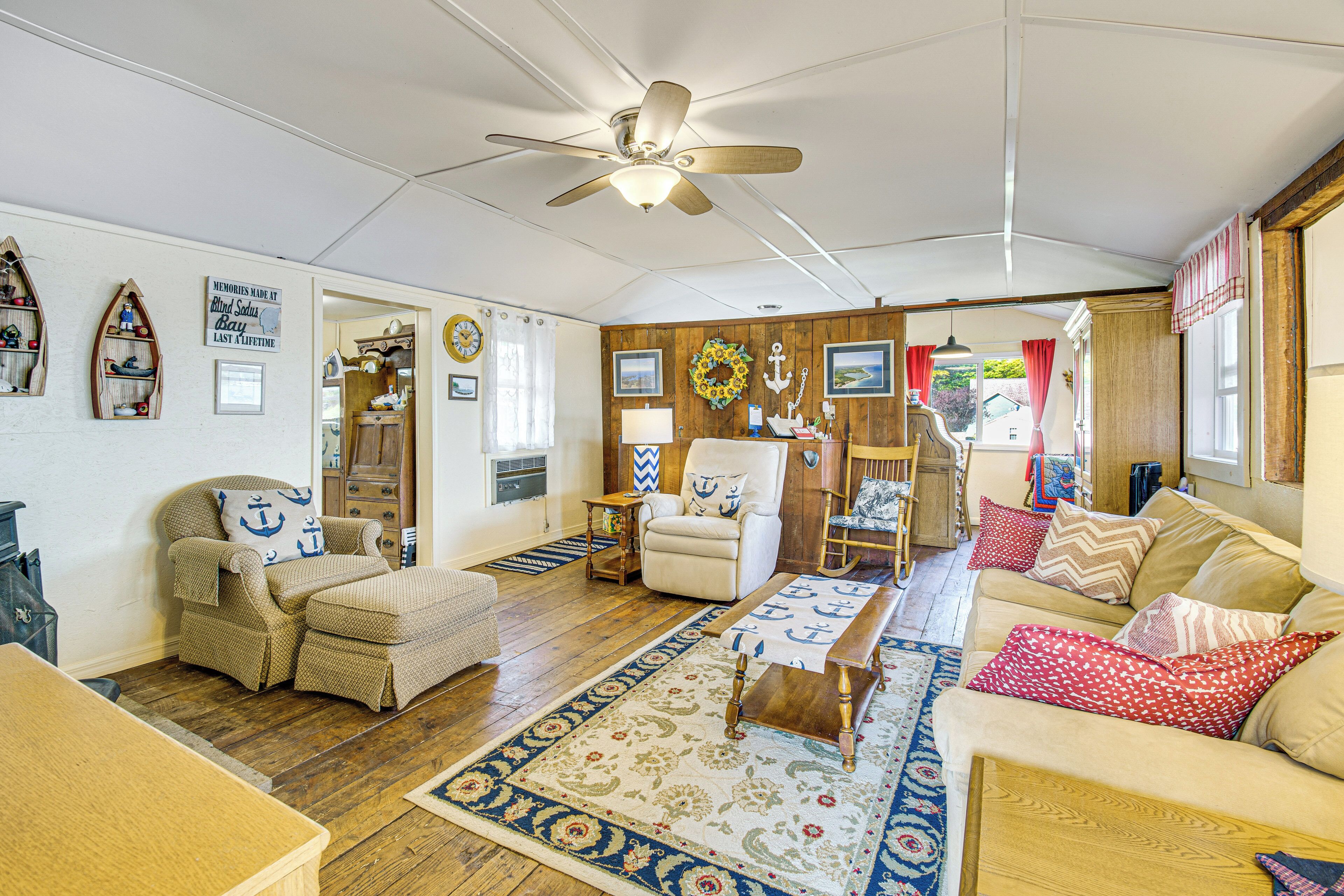 Cottage (2 Bedrooms) | Interior