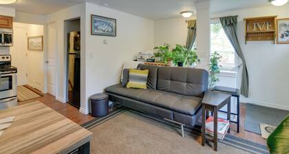 Cozy Anchorage Retreat < 4 Mi to Downtown!