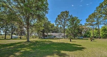 Family-friendly Home w/ Deck by Rainbow Springs!