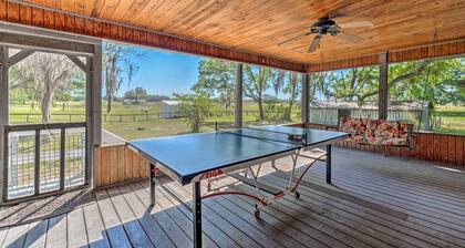 Family-friendly Home w/ Deck by Rainbow Springs!